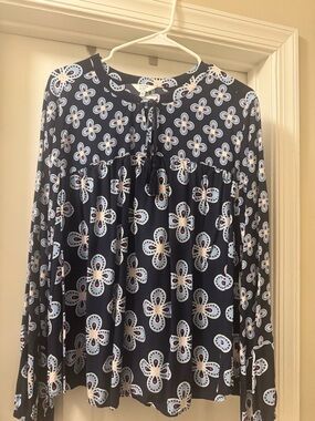 Crown & Ivy Navy Floral Tie-Neck Peasant Blouse